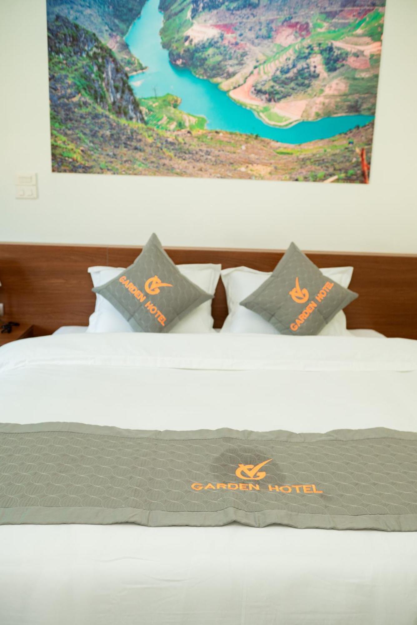 Garden Hotel II Ha Giang Exteriör bild
