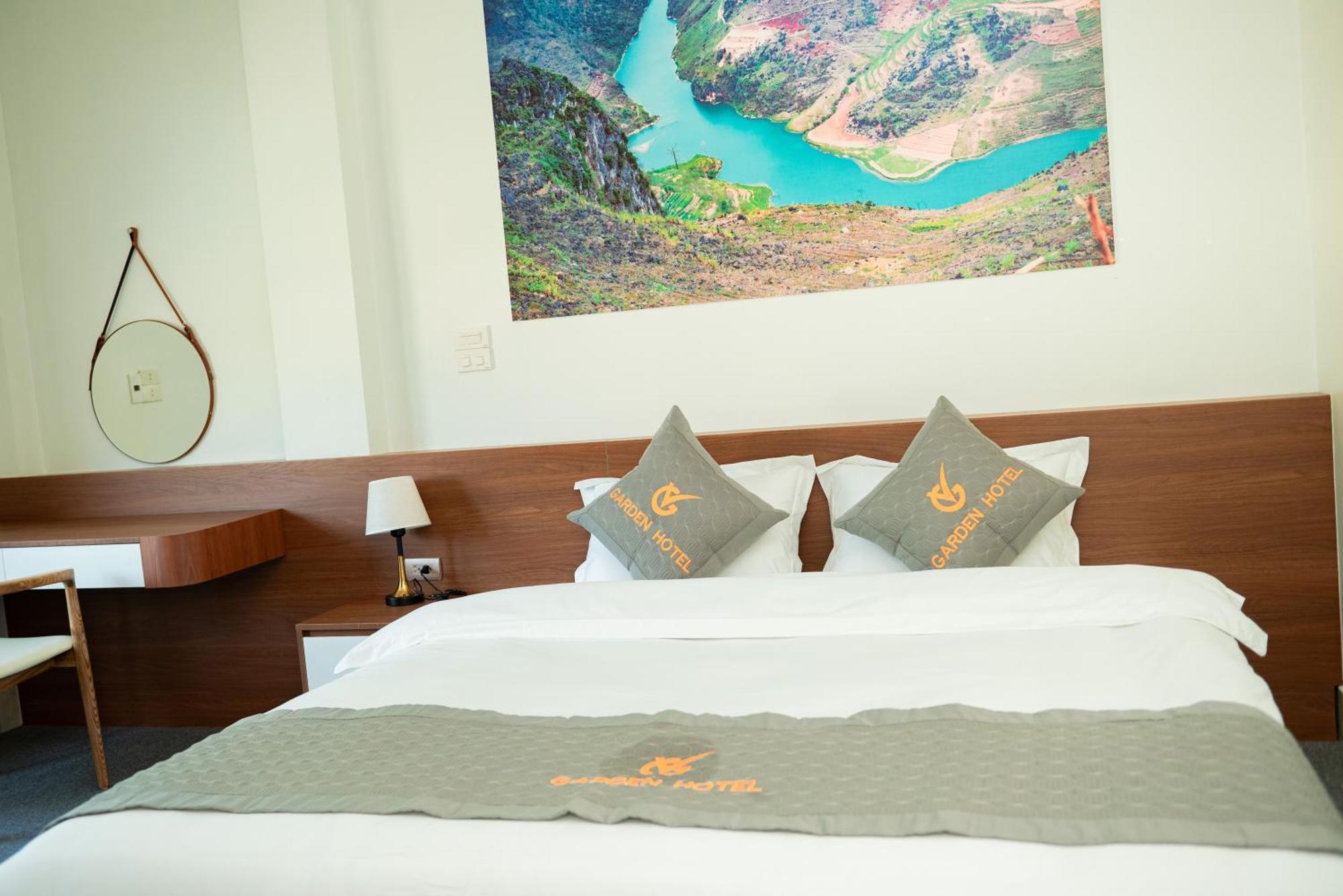 Garden Hotel II Ha Giang Exteriör bild