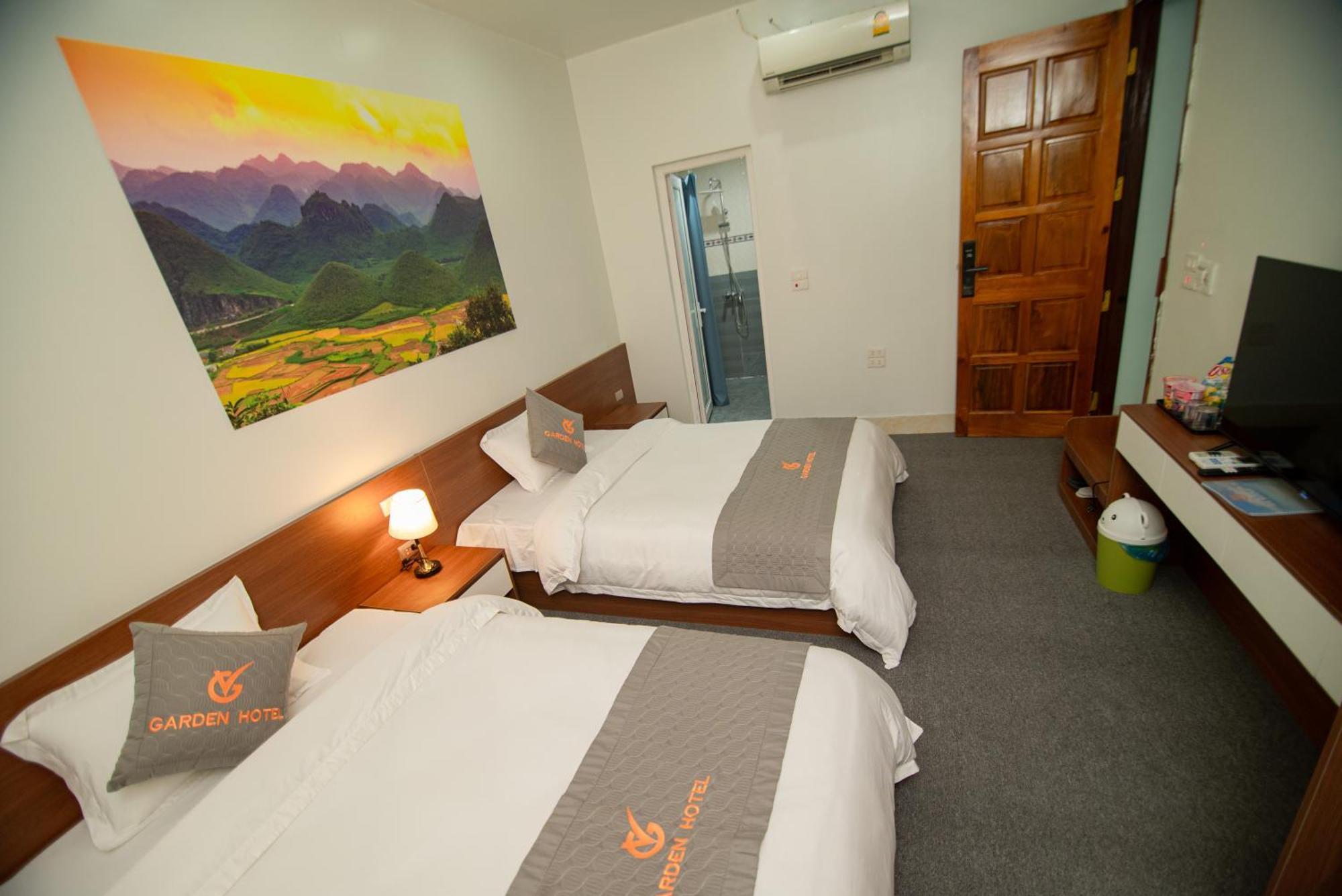 Garden Hotel II Ha Giang Exteriör bild