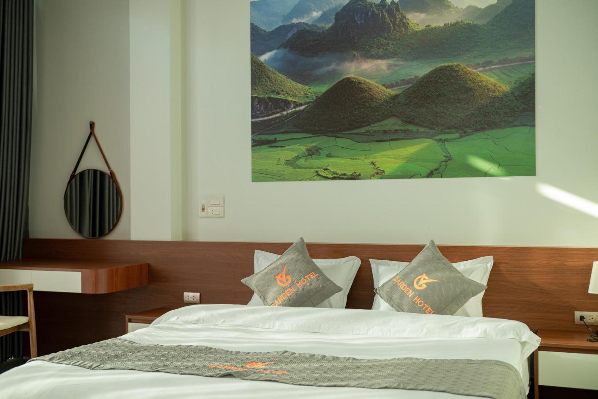 Garden Hotel II Ha Giang Exteriör bild